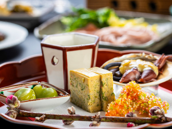 �y����E�C������@�₳�����̏h�@�܂����z�k���E��������̏{�𖡂킢�s�����A�����̔��H��