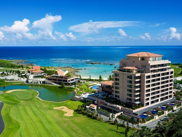 �z�e���V�M���~���[�W���̊O�ώʐ^