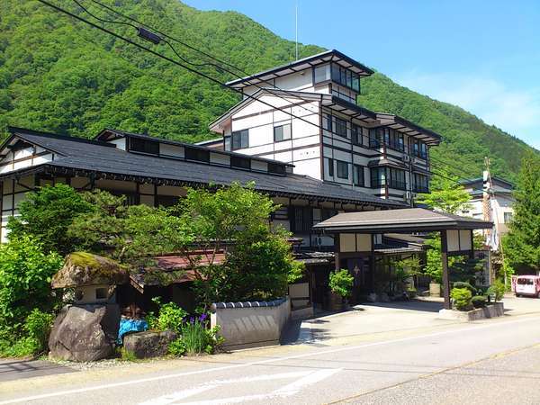Nakadaya of  chohsakusan's japanese hotel