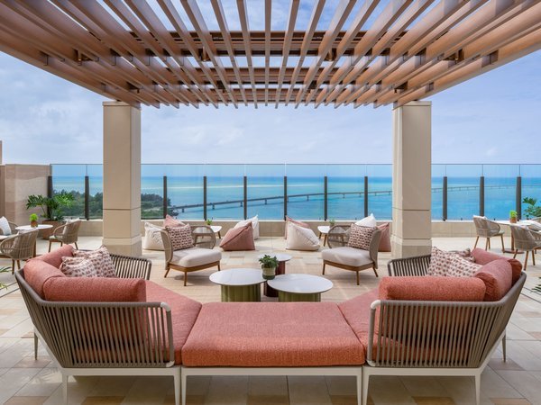 ���[�t�g�b�v�o�[�@SUNBEAR DAY CLUB�i�T���x�A �f�C�N���u�j 