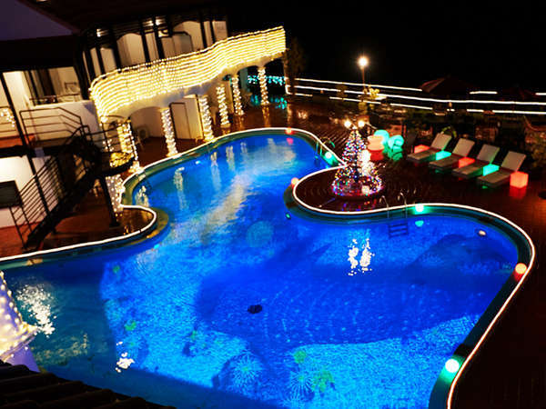 UEv[][g(The Pool Resort OKINAWA)FiCgv[߁I