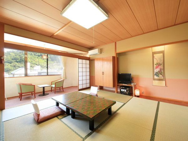 �y12.5��z�o�X�E�g�C���t���a���y�։��z