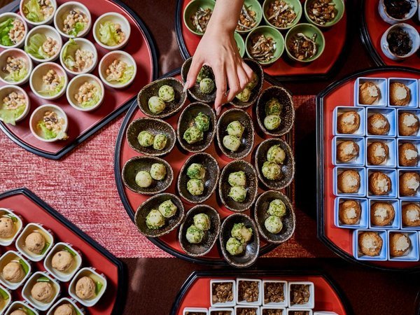 文龍名物裂鑑金銀襴・茶の湯乃花 　※送料無料・即購入可 文龍名物裂鑑金銀襴・茶の湯乃花 ※送料無料・即購入可 文