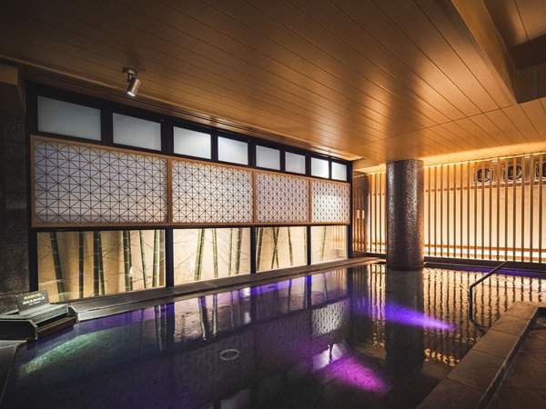 �y�嗁��z2020�N���j���[�A���̑嗁��́A���㉷��̗��j�Ƙa�������e�[�}�ɁA������������₵�̋�ԁB