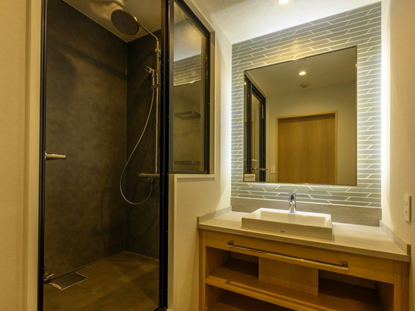 �X�J�C�r���[�g���v���i�V�����[�u�[�X�E���ʏ��E�g�C���͓Ɨ��Z�p���[�g�^�C�v�j