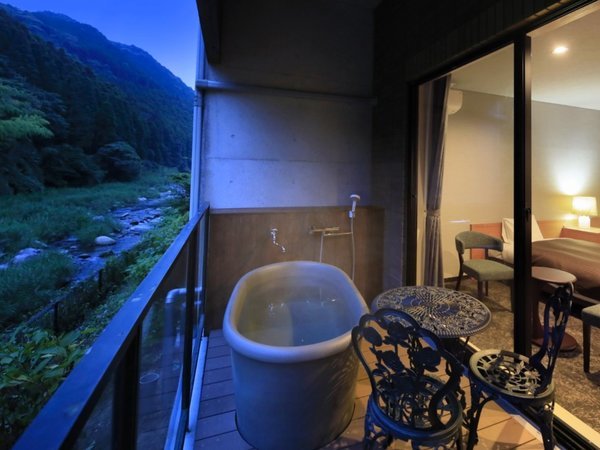 �Ð����]�ދq���I�V���C�Ŏ��R�ɖ����ꐮ���ЂƂƂ���