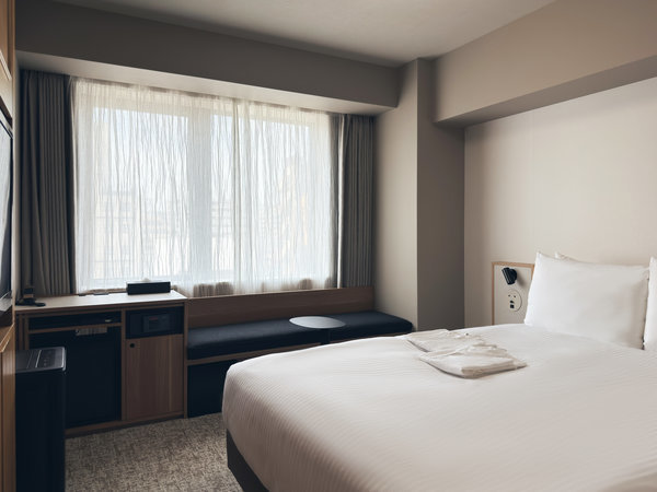 ���f���[�g���[��