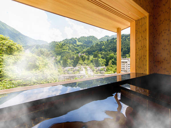 人気の露天付客室と富山の旬菜美味　宇奈月温泉　サン柳亭