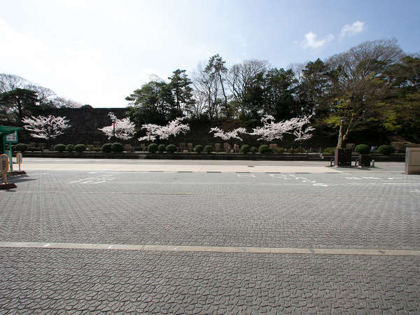 �j�j�q�z�e������i���ƌ��������ϑg���A������򋤍ω�فj�F�o�X�����Ԃł��܂��B