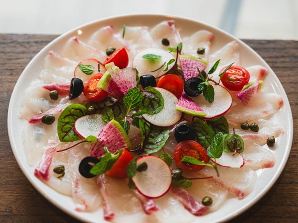 The BREAKFAST HOTEL �����V�_�F����̃J���p�b�`��