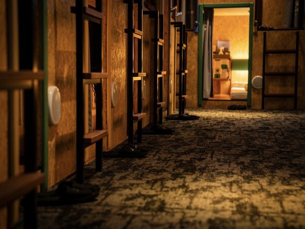 �j���t���A���j�b�g