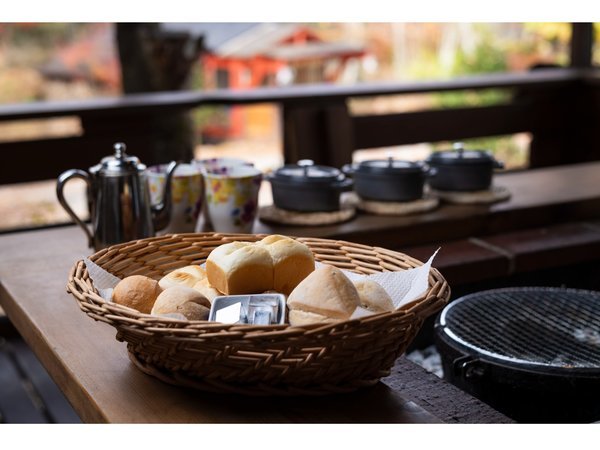 ���̃e���X�Ŗ��키�A�Ă����ăp���̂ЂƂƂ��B