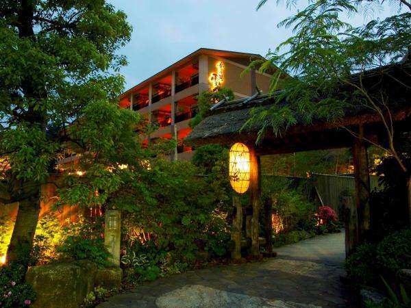 箱根强罗温泉季之汤雪月花 想预约日本的温泉旅馆与酒店 就选会员人数超过30万人的玩尽日本