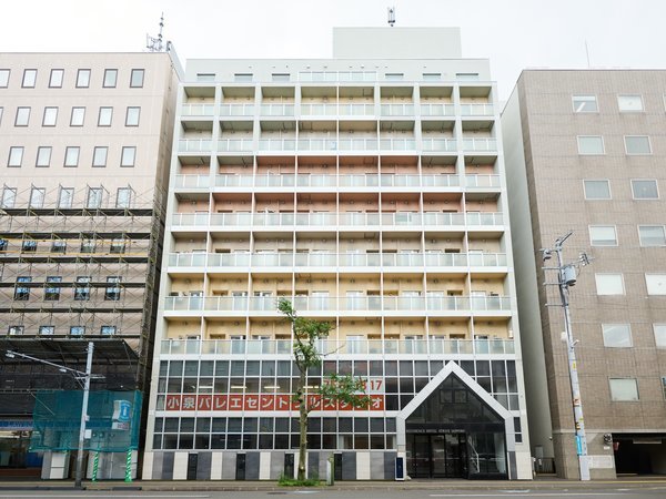Hotel Stripe �D�y�̊O�ώʐ^