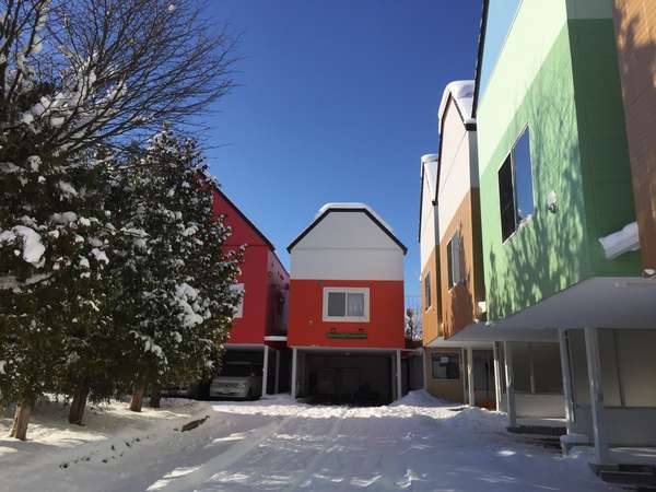 �D�y�������z�e�������]�[�g�@Asahi group�̎{�ݎʐ^1