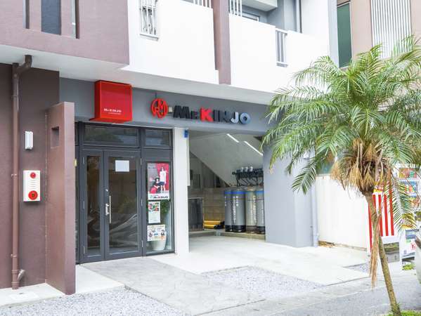 Mr.KINJO in NISHIZAKI�������s���̊O�ώʐ^