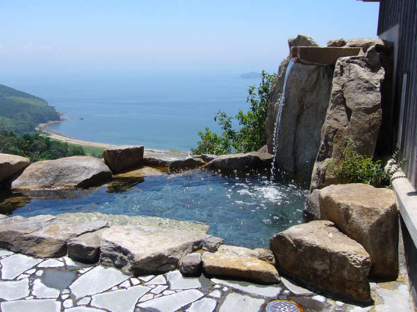 �y�I�V�W�]���C�z�ڂ̑O�͊C�I���˓��C���ቺ�ɗՂ߂܂���