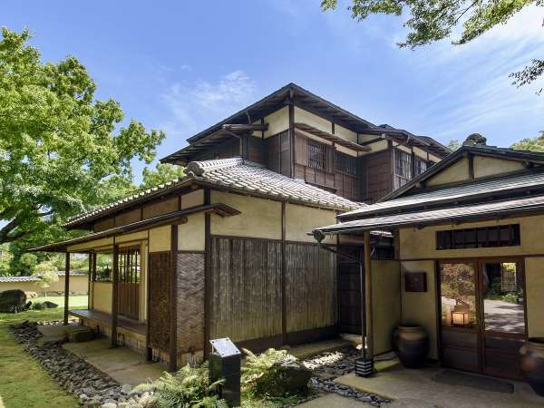 ���X�g�����u�g�t�v�͑吳14�N�Ɍ��z���ꂽ�O��Ƃ̕ʑ��Ƃ��Ďg�p����A���o�^�L�`�������Ɏw�肳��Ă���