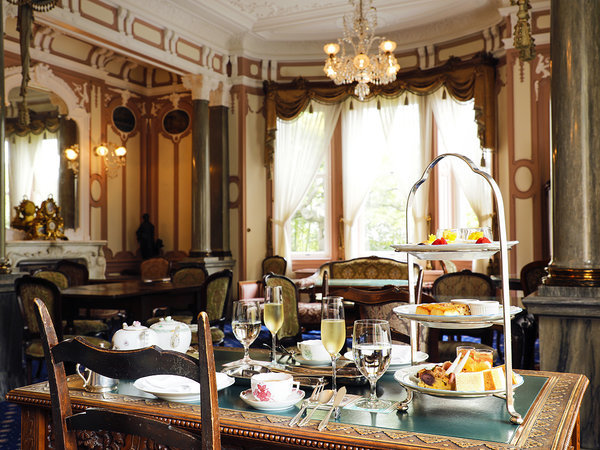 �z�e�����y�فF�e�B�[�^�C��