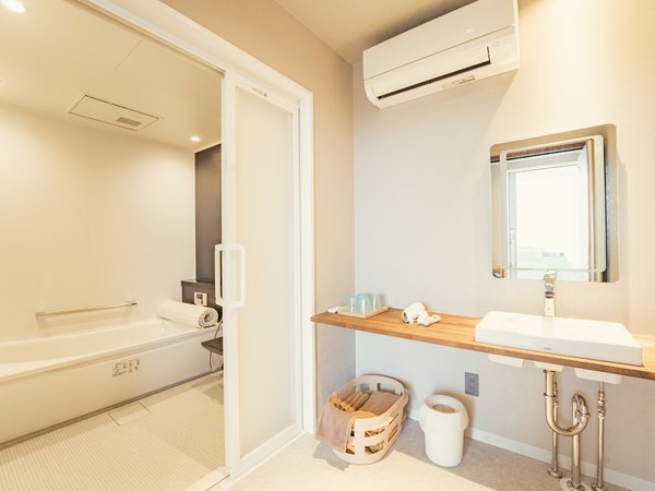 Flat Glamping Nagasaki�F�y��p�ݔ��b�����z