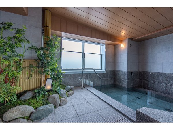 10階　天然温泉「女性大浴場」