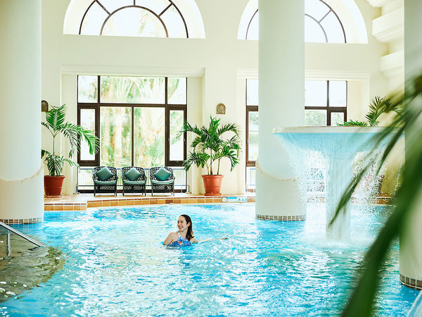 �z�e�����q�A���r���F�����N�[�[�V�����v�[��