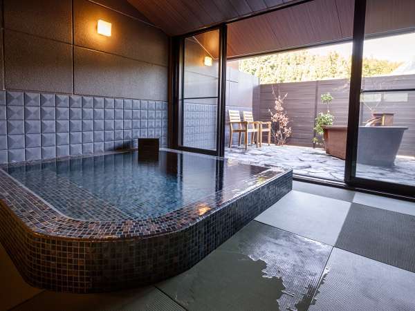 ���R����@���ف@�P���F��̓�