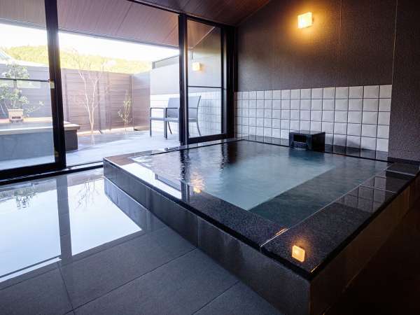 ���R����@���ف@�P���F��e�̓�