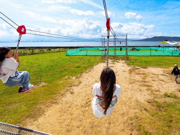 LONG VACATION RESORT�F