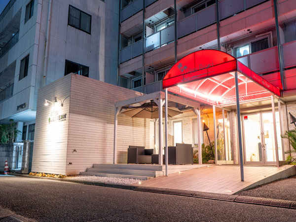 Hotel Apex Resort�F7�`9�K�ɂ��h���̂��q�l