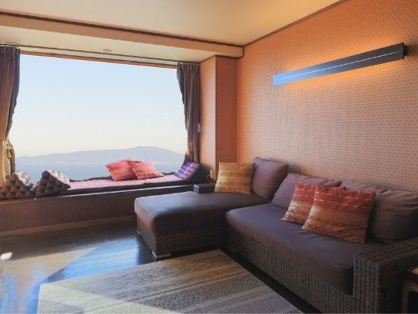 �C��]�ޓ��ʎ��o�����[���B�o���Ƌ�ɕ�܂ꂽ�A�����̊�����ԁB