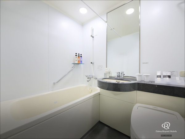 �o�X���[��