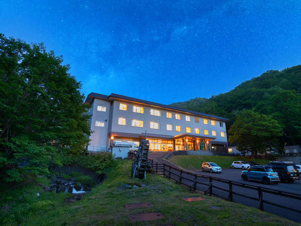 日本で唯一の泊まれる世界自然遺産 秘境知床の温泉宿 地のはて 宿泊予約は じゃらんnet