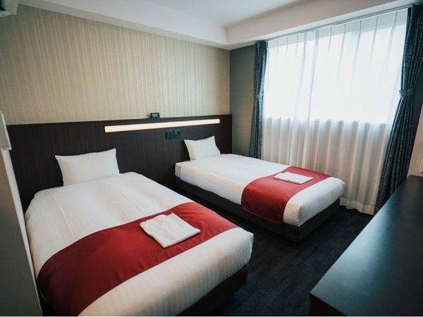 ycC[ -SOU-zJbv₲Flł̊όArWlXɂ߁B CƃgC̓jbgoXB