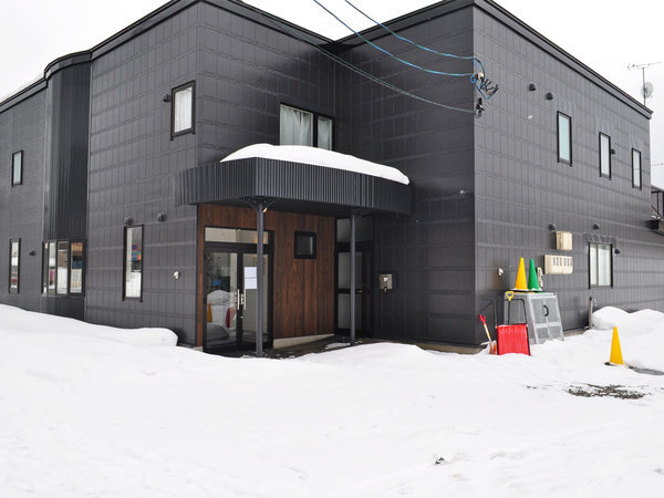 �J�~�J���z�e���iKAMIKAWA HOTEL�j��쒬�̊O�ώʐ^