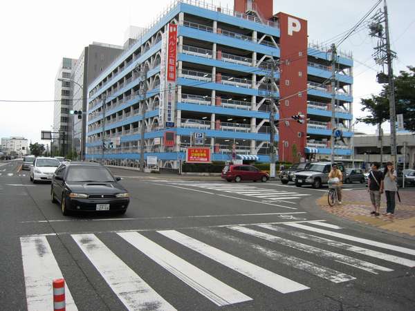 �z�e���A�\�V�A�É��F�p���V�F���ԏ�