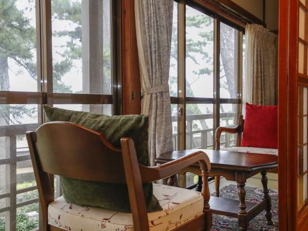 �a���_���Ȋٓ�����́A�������C���B