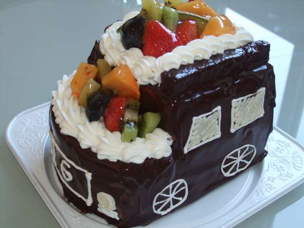 ブーブー車のケーキ