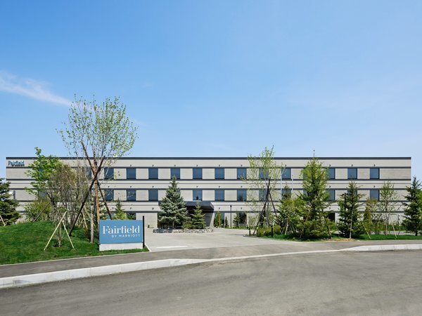 �t�F�A�t�B�[���h�E�o�C�E�}���I�b�g�E�k�C�������}�I�C�̋u�����̊O�ώʐ^