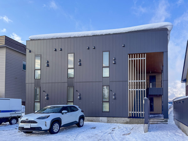 HOTEL LOGIN NISEKO�̊O�ώʐ^