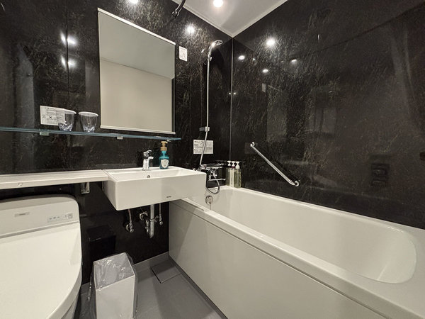 �o�X���[���i�V���O���E�R���p�N�g�c�C���j