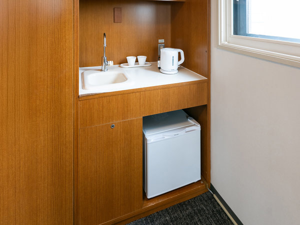 �~�j�L�b�`���ŉ��K�Ȃ��h�����B