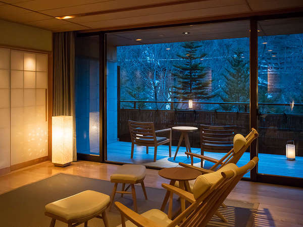 �a�����e�[�}�ɂ������_���ȃC���e���A�B