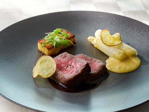 THE HIRAMATSU HOTELS & RESORTS �X����̎{�ݎʐ^2