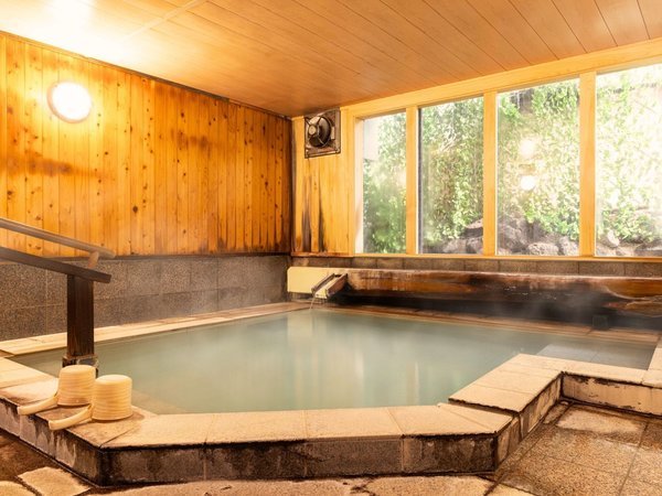 y嗁z2019N7Ƀj[A嗁BÍŌÂ̔100B