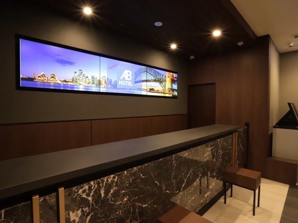 �t�����g�X�^�b�t�ꓯ���q�l�̂��z�������҂����Ă���܂��B