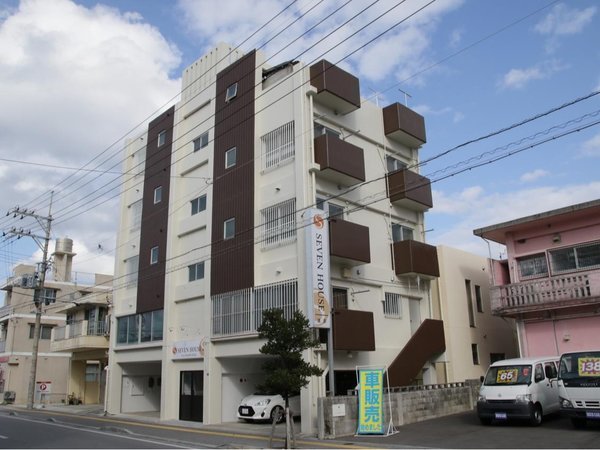 �R���h�~�j�A���z�e���E���b�J in Gusukuma�̊O�ώʐ^