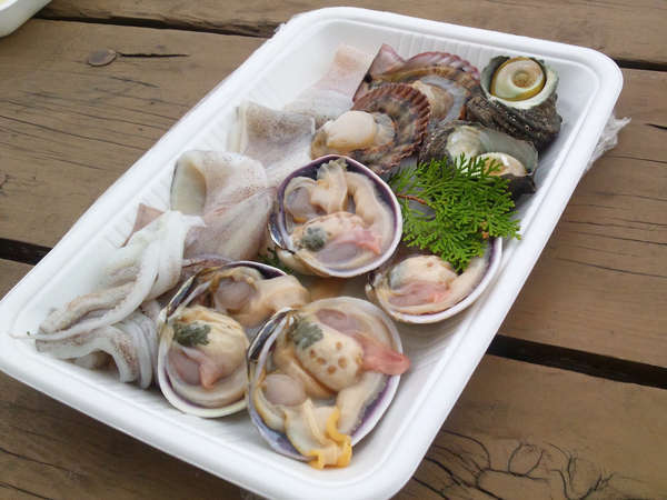 伊勢志摩の魚介類が楽しめるBBQセットです