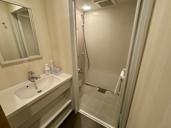 �x�[�V�b�N���[�� �V�����[�u�[�X