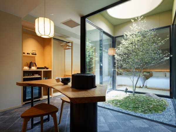 �A�S�[���@���s�G�ہ@�F�_�C�j���O�G���A